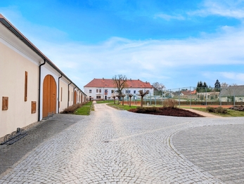 Prodej bytu 3+1 v osobním vlastnictví 74 m², Všeradice