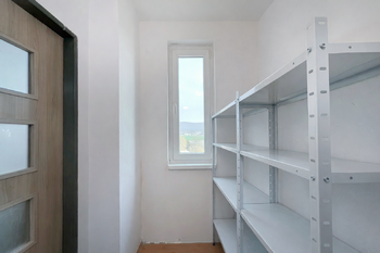 Prodej bytu 3+1 v osobním vlastnictví 74 m², Všeradice