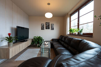 Prodej bytu 5+kk v osobním vlastnictví 125 m², Černošice