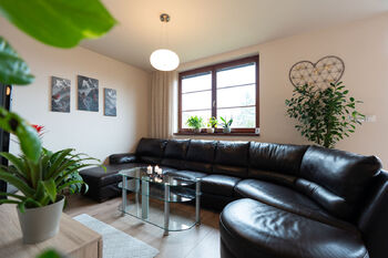 Prodej bytu 5+kk v osobním vlastnictví 125 m², Černošice