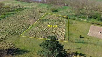 Prodej pozemku 797 m², Mělník