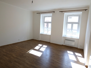 Pronájem bytu 2+1 v osobním vlastnictví 82 m², Praha 5 - Smíchov