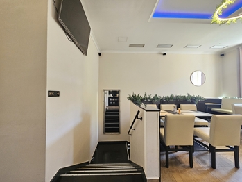 Pronájem restaurace 141 m², Praha 10 - Vršovice