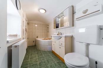 Prodej útulného rodinného domu 166 m², Hodov, okres Třebíč – klidná lokalita - Prodej domu 166 m², Hodov