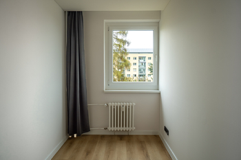 pokoj 1 - Prodej bytu 4+1 v osobním vlastnictví 77 m², Teplice