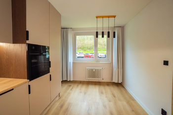 kuchyně - Prodej bytu 4+1 v osobním vlastnictví 77 m², Teplice