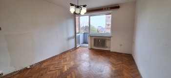 Obývací pokoj s balkonem - Prodej bytu 3+1 v osobním vlastnictví 72 m², Kojetín