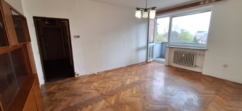 Obývací pokoj s balkonem - Prodej bytu 3+1 v osobním vlastnictví 72 m², Kojetín