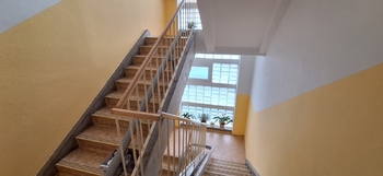 Schodiště - Prodej bytu 3+1 v osobním vlastnictví 72 m², Kojetín