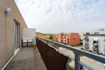 Pronájem bytu 1+kk v osobním vlastnictví 42 m², Hostivice