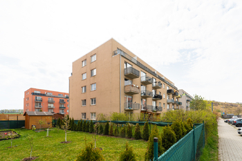 Pronájem bytu 1+kk v osobním vlastnictví 42 m², Hostivice