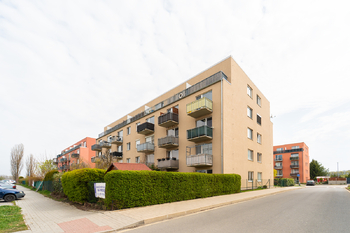 Pronájem bytu 1+kk v osobním vlastnictví 42 m², Hostivice