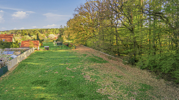 Prodej pozemku 4224 m², Louňovice