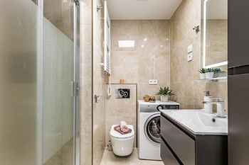 Pronájem bytu 2+kk v družstevním vlastnictví 44 m², Praha 8 - Bohnice