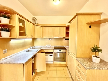 Pronájem bytu 2+kk v osobním vlastnictví 71 m², Praha 10 - Michle