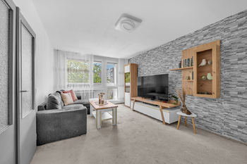 Prodej bytu 3+1 v družstevním vlastnictví 67 m², Praha 8 - Troja