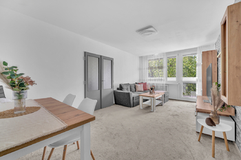 Prodej bytu 3+1 v družstevním vlastnictví 67 m², Praha 8 - Troja