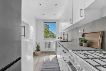 Prodej bytu 3+1 v družstevním vlastnictví 67 m², Praha 8 - Troja