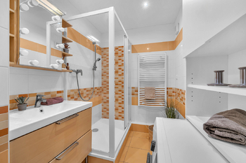 Prodej bytu 3+1 v družstevním vlastnictví 67 m², Praha 8 - Troja