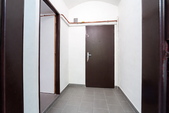 Chodba před WC - Pronájem obchodních prostor 64 m², Kutná Hora