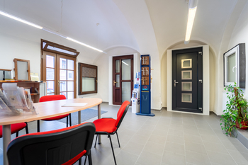 Hlavní místnost  - Pronájem obchodních prostor 64 m², Kutná Hora