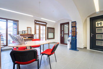 Hlavní místnost  - Pronájem obchodních prostor 64 m², Kutná Hora