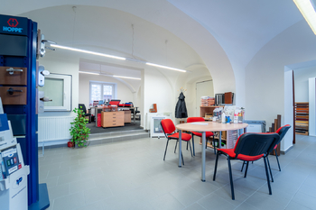 Hlavní místnost  - Pronájem obchodních prostor 64 m², Kutná Hora