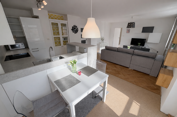 Pronájem bytu 2+kk v osobním vlastnictví 66 m², Praha 7 - Holešovice