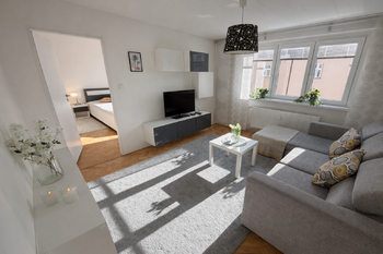 Pronájem bytu 2+kk v osobním vlastnictví 66 m², Praha 7 - Holešovice