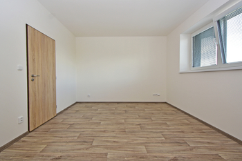 Samostatná ložnice. - Pronájem bytu 2+kk v osobním vlastnictví 60 m², Kostelec nad Labem