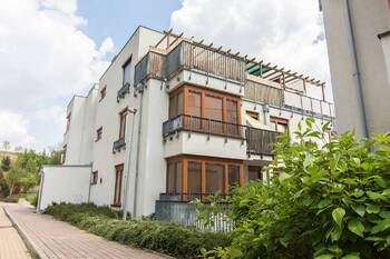 Pohled na dům  - Pronájem bytu 2+kk v osobním vlastnictví 59 m², Praha 5 - Smíchov