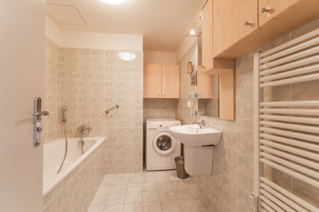 Prodej bytu 2+kk v osobním vlastnictví 90 m², Praha 5 - Stodůlky