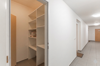 Prodej bytu 2+kk v osobním vlastnictví 90 m², Praha 5 - Stodůlky