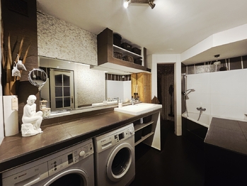 Prodej domu 147 m², Uhy