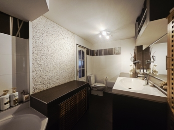 Prodej domu 147 m², Uhy