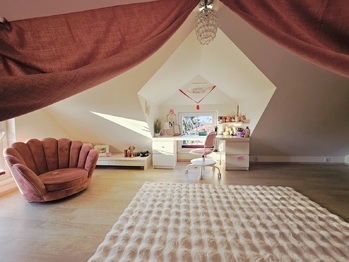 Prodej domu 147 m², Uhy
