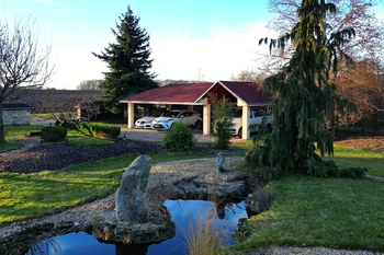 Prodej domu 147 m², Uhy