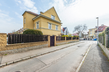 Pronájem bytu 3+1 v osobním vlastnictví 100 m², Praha 6 - Dejvice