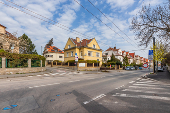 Pronájem bytu 3+1 v osobním vlastnictví 100 m², Praha 6 - Dejvice