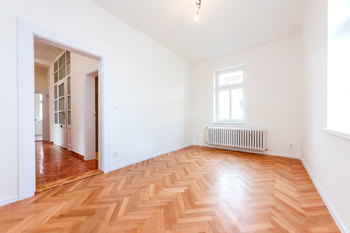 Pronájem bytu 3+1 v osobním vlastnictví 100 m², Praha 6 - Dejvice