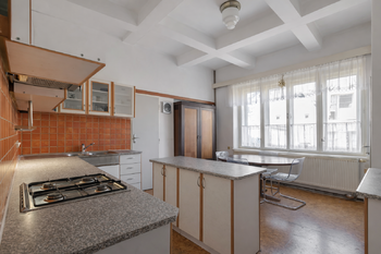 Prodej obchodních prostor 554 m², Kolín