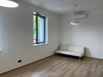 Pronájem bytu 1+kk v osobním vlastnictví 34 m², Zubří