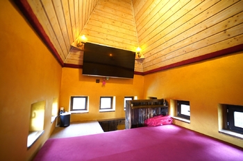 Prodej pozemku 1345 m², Uhy