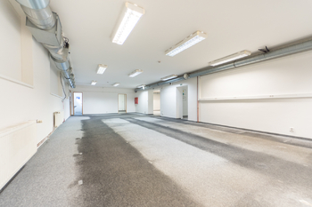 Pronájem obchodních prostor 661 m², Praha 4 - Háje