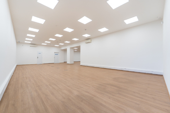 Pronájem obchodních prostor 661 m², Praha 4 - Háje