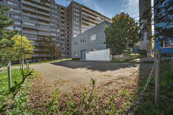 Pronájem obchodních prostor 661 m², Praha 4 - Háje