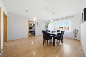 Prodej domu 238 m², Praha 10 - Kolovraty