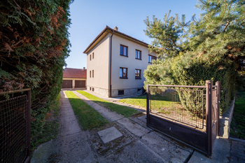Prodej domu 238 m², Praha 10 - Kolovraty