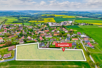 Prodej pozemku 10000 m², Zbizuby