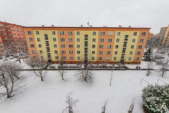 Pohled z okna  - Prodej bytu 2+1 v družstevním vlastnictví 54 m², Praha 10 - Malešice